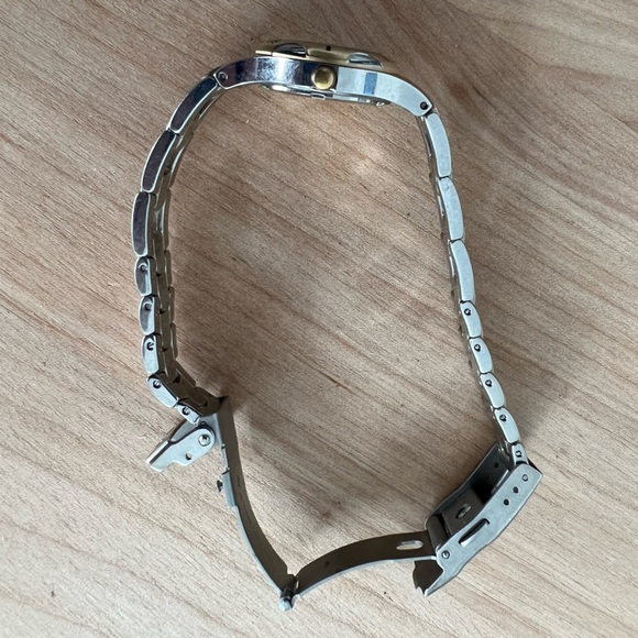 Relic Wet Two Tone Ladies Watch with Date Window - Picture 6 of 9